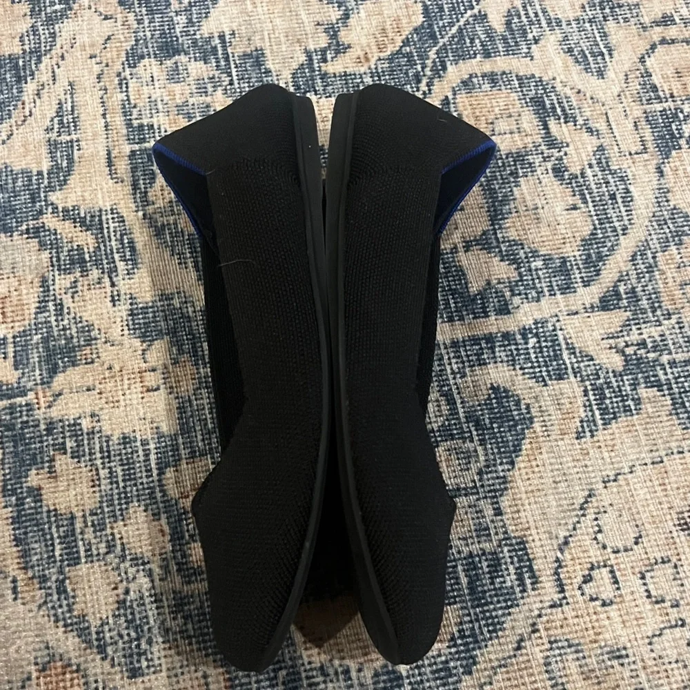 Rothy's Black Slip-On Flats with Blue Trim size 8 1/2 - Picture 10 of 12